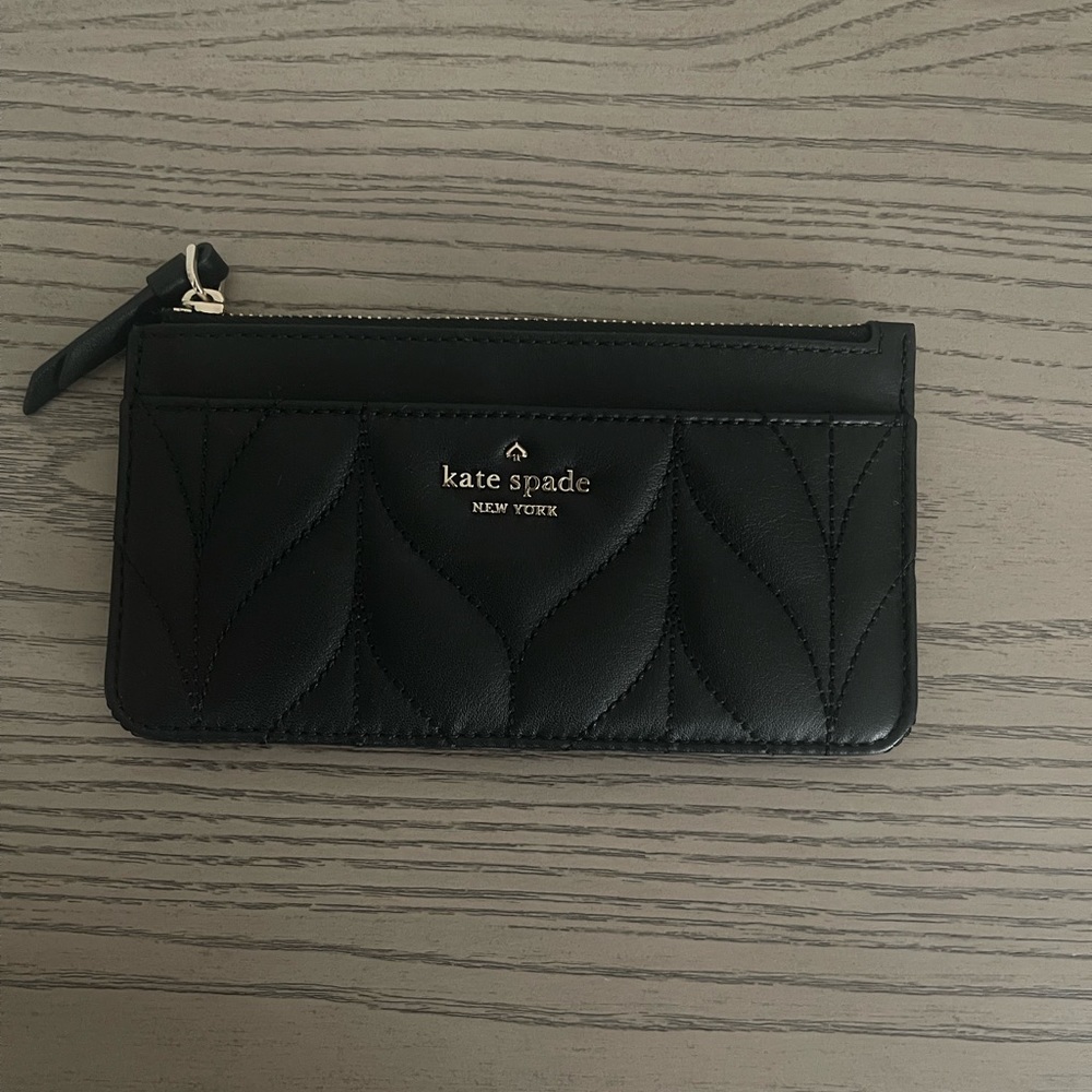 Kate Spade card holder with zipper pocket